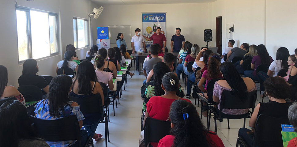 Aula inaugural marca início do Projeto Trilha jovem Coop