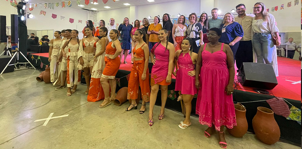 Desfile da Comart é destaque na 28ª Fiart