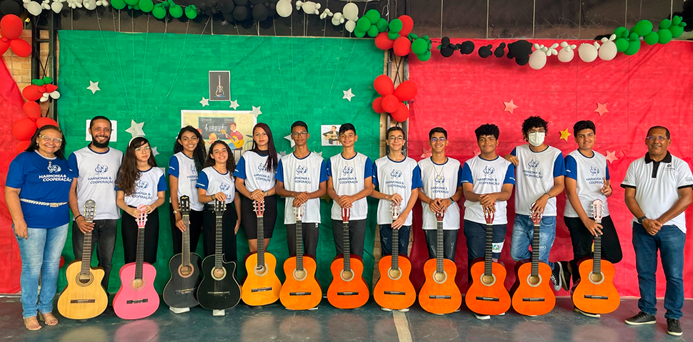 Alunos do Harmonia e Cooperação apresentam recital na Coopen