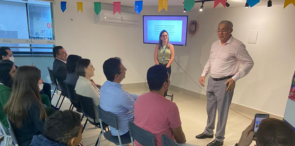 Alunos do Colégio Monte apresentam TED Talks: Minha Cooperativa