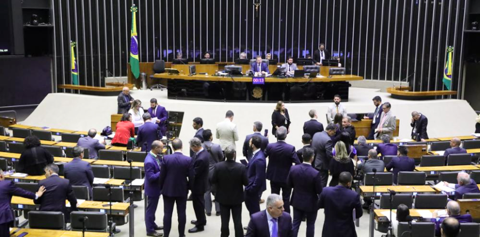 Câmara aprova ampliação da participação de coops no mercado de seguros